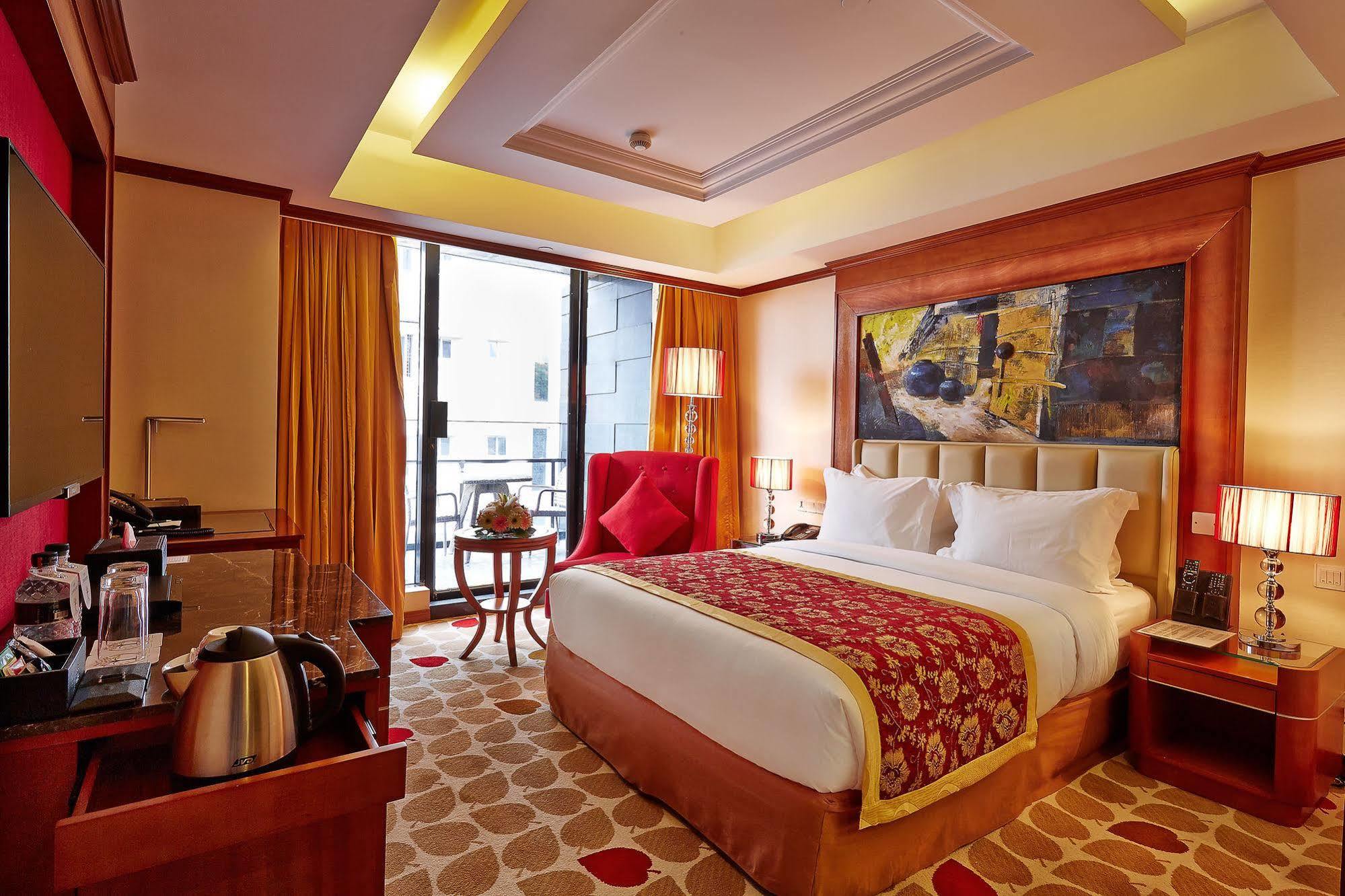 Six Seasons Hotel Dhaka Exterior photo