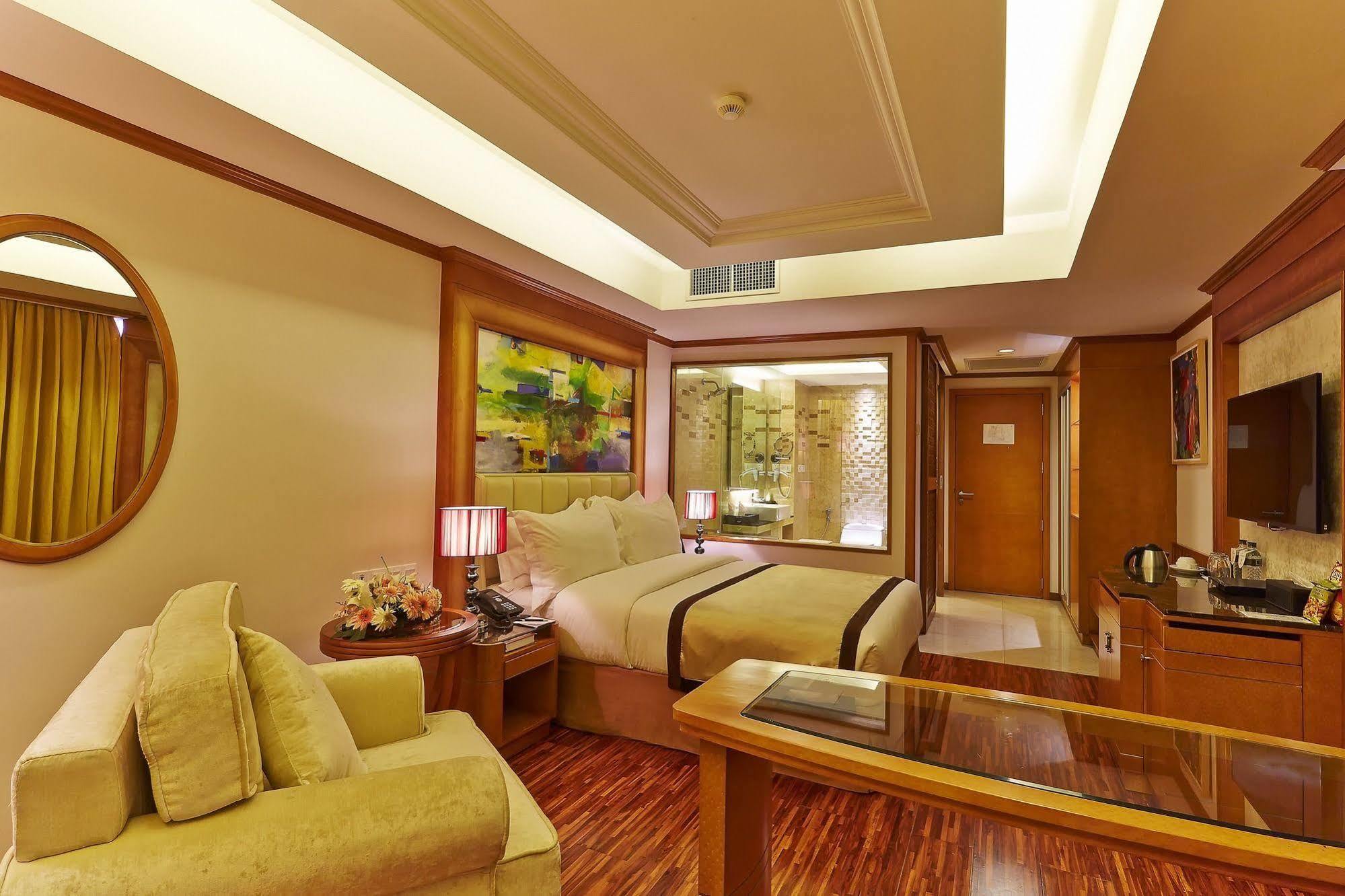Six Seasons Hotel Dhaka Exterior photo